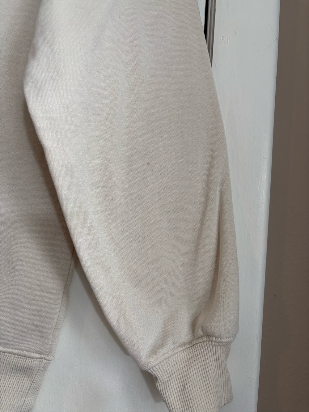 Wound Up Cream Crewneck with Pink “Howdy” Detail - Picture 6 of 6